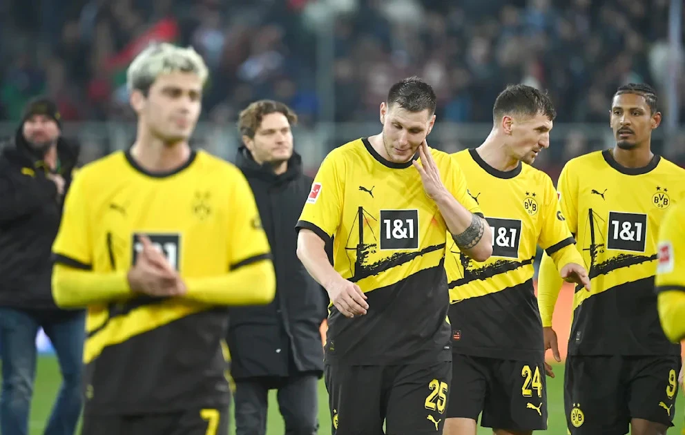 Terzic phát cuồng khi Dortmund bị loại khỏi Cúp Quốc gia