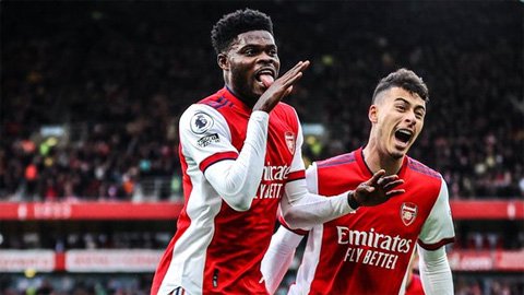 Arsenal nhận tin vui khi hai trụ cột trở lại trong trận đánh bại QPR